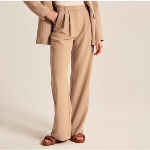 Abercrombie & Fitch Sloane Tailored Wide-Leg Tan Curve Love Trousers 32/14 Long
